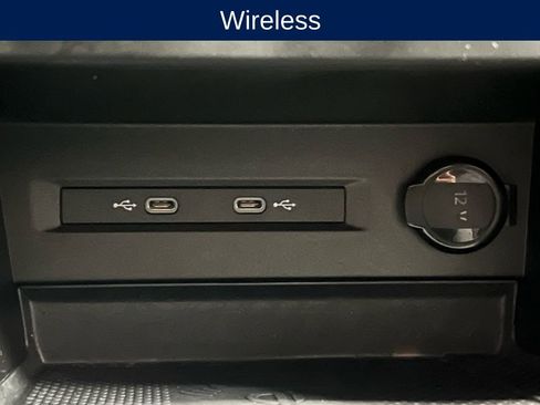 Used 2022 Volkswagen Taos SE image 11