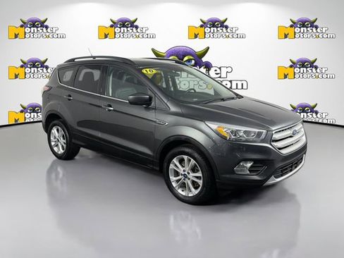 Used 2018 Ford Escape SEL image 3