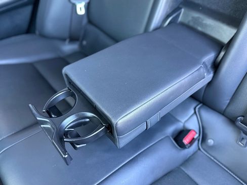 Used 2018 Lexus IS 300 w/ Comfort Package RWD image 22