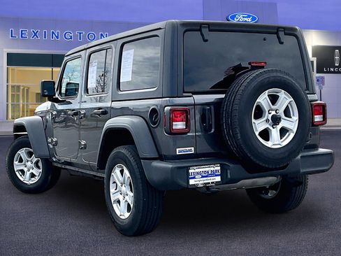 Used 2021 Jeep Wrangler Unlimited Sport image 4