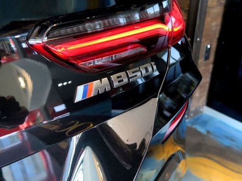 Used 2022 BMW M850i xDrive Convertible image 44