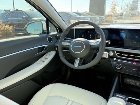 New 2026 Hyundai Sonata SEL image 9