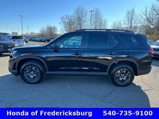 Certified 2025 Honda Pilot TrailSport video 3