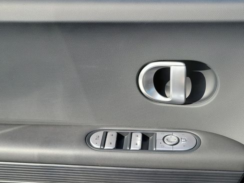 Certified 2024 Hyundai Ioniq 5 SEL RWD image 15