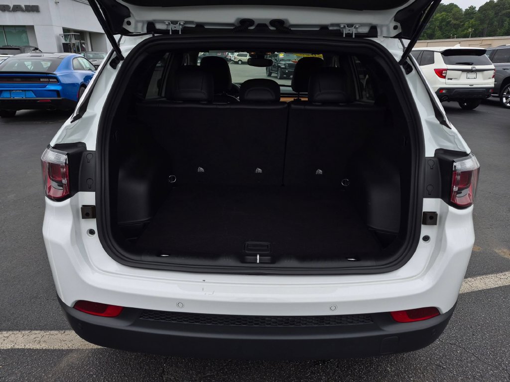 Certified 2025 Jeep Compass Limited AWD/4WD image 27