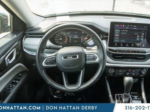 Used 2022 Jeep Compass Limited AWD/4WD image 5