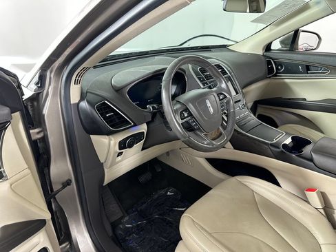 Used 2020 Lincoln Nautilus Reserve w/ Class II Trailer Tow Package AWD/4WD image 16