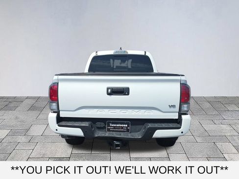 Used 2023 Toyota Tacoma TRD Sport AWD/4WD image 6