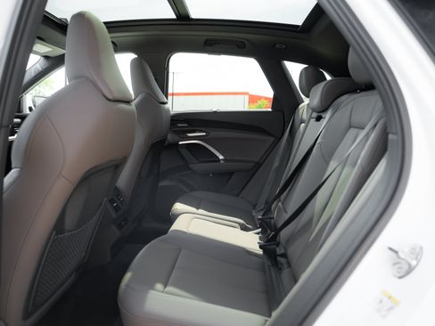 Certified 2025 Audi Q5 Premium w/ Premium Plus AWD/4WD image 25