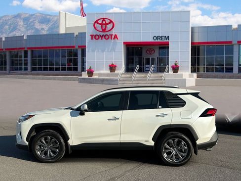 Used 2022 Toyota RAV4 Limited w/ Limited Grade Weather Package AWD/4WD image 6