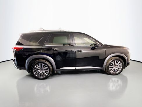 Used 2023 Nissan Pathfinder SL w/ SL Premium Package image 11