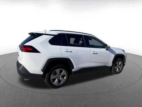 Used 2025 Toyota RAV4 XLE image 14