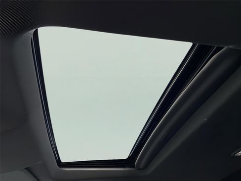 Used 2023 GMC Sierra 1500 Denali image 39