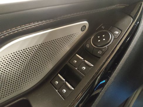 Used 2021 Ford Explorer Platinum w/ Equipment Group 601A image 27