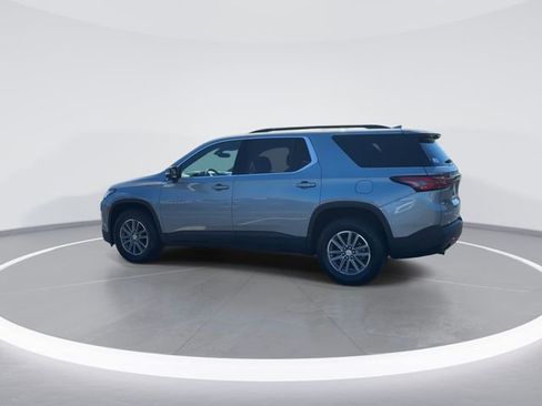 Used 2023 Chevrolet Traverse LT AWD/4WD image 6