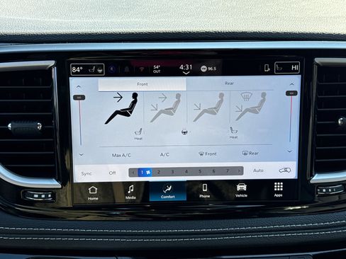 New 2026 Chrysler Pacifica Select image 13