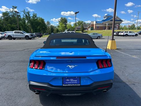 Certified 2025 Ford Mustang Premium RWD image 9