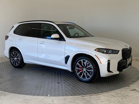 New 2026 BMW X5 xDrive50e w/ M Sport Package image 6