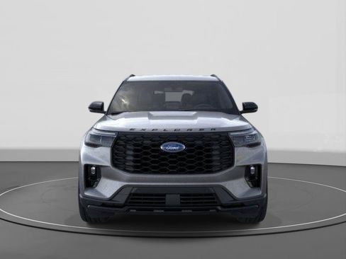 New 2026 Ford Explorer ST-Line w/ ST-Line Street Pack image 6