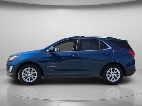 Used 2019 Chevrolet Equinox LT w/ Sun & Navigation Package FWD image 3