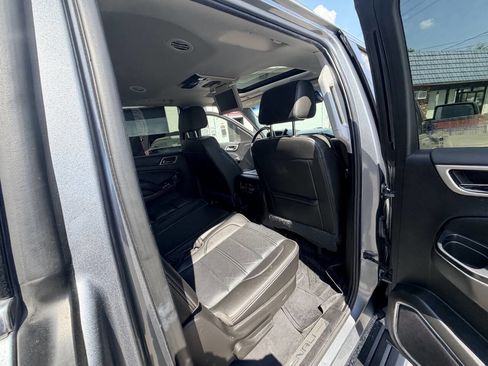 Used 2019 GMC Yukon XL Denali w/ Denali Ultimate Package AWD/4WD image 77