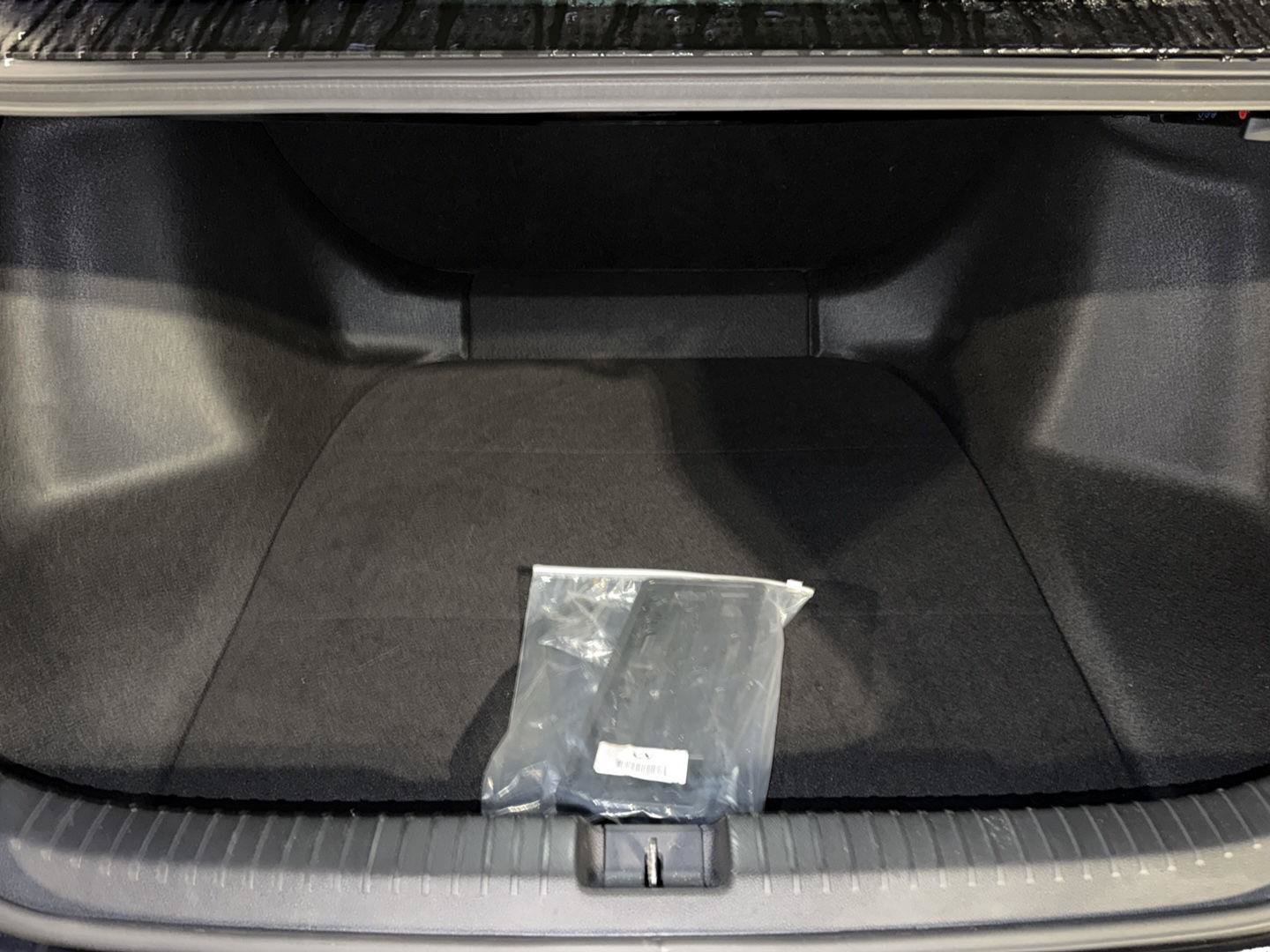 Used 2025 Honda Accord LX image 31