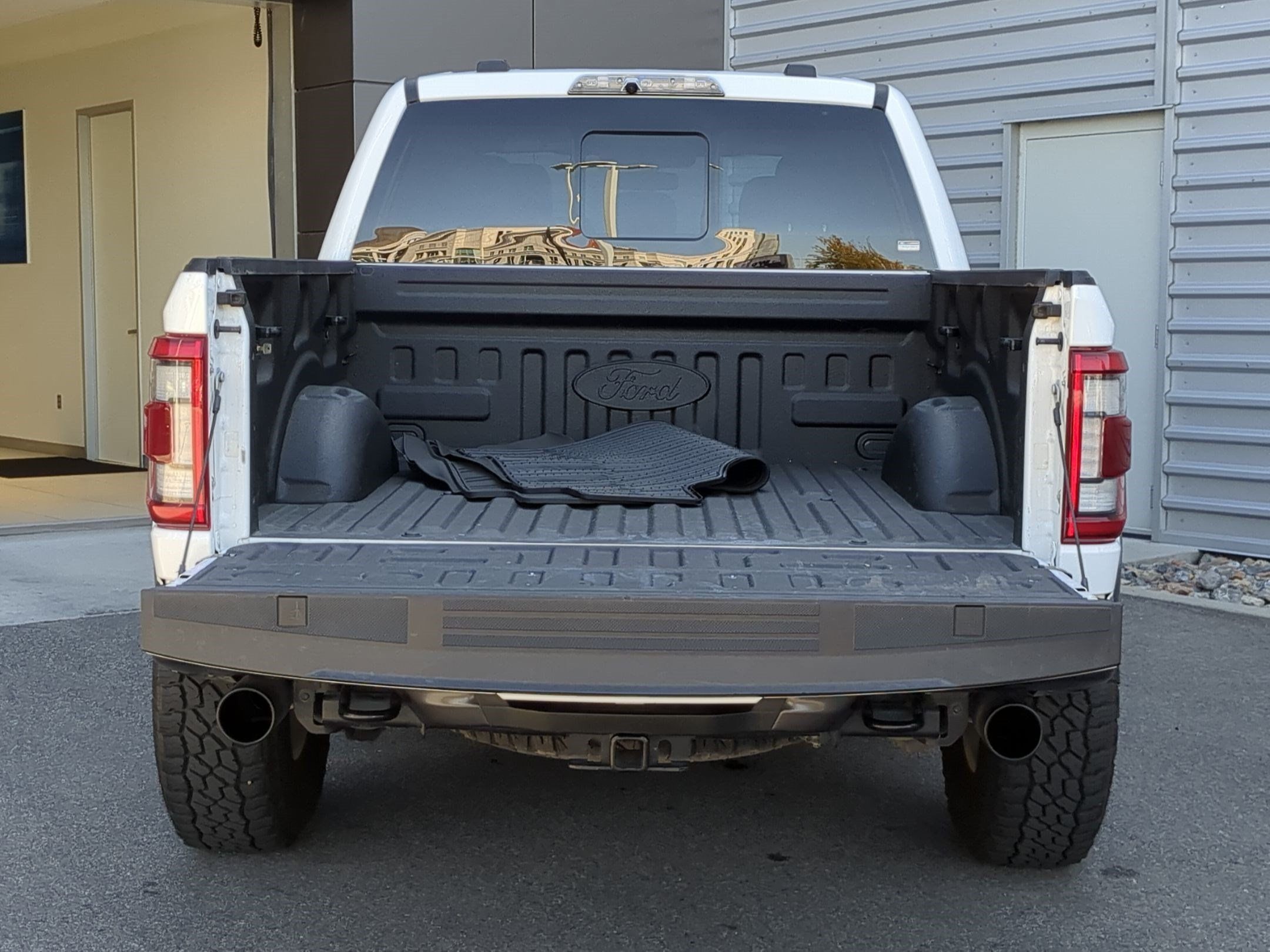 Used 2023 Ford F150 Raptor w/ Raptor Carbon Fiber Package AWD/4WD image 31