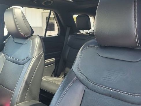 Used 2021 Ford Explorer ST w/ Equipment Group 401A AWD/4WD image 15