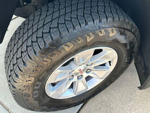 Used 2025 GMC Sierra 1500 Pro w/ Pro Value Package AWD/4WD image 27