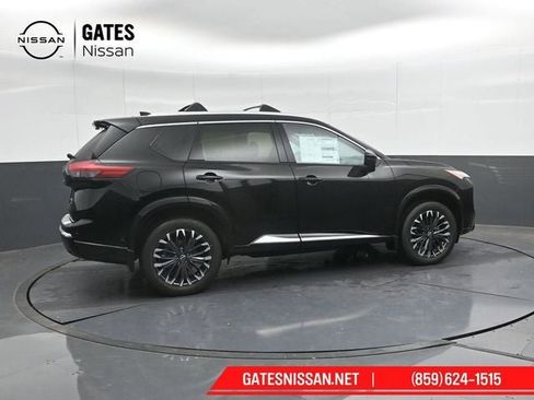New 2026 Nissan Rogue Platinum w/ Platinum Premium Package AWD/4WD image 3