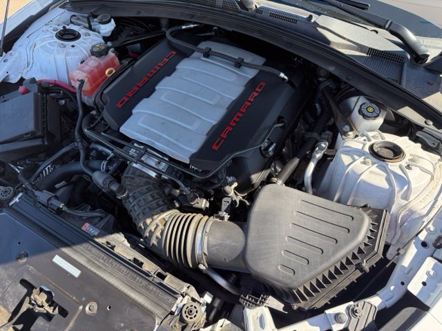 Used 2020 Chevrolet Camaro SS RWD image 41