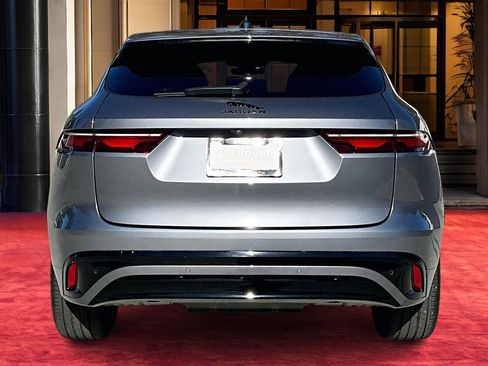 Used 2024 Jaguar F-PACE R-Dynamic S image 3