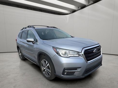 Used 2022 Subaru Ascent Touring image 7