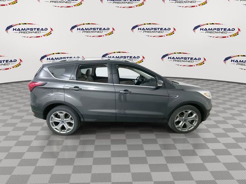 Used 2019 Ford Escape Titanium AWD/4WD image 9