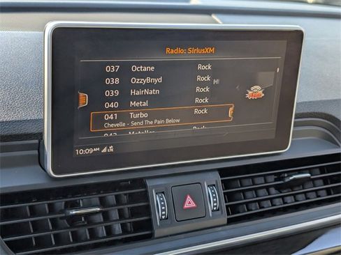 Used 2018 Audi Q5 2.0T Premium Plus w/ Premium Plus Package image 30