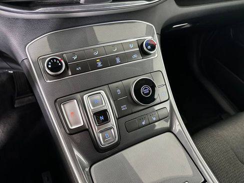 Certified 2022 Hyundai Santa Fe SEL image 20