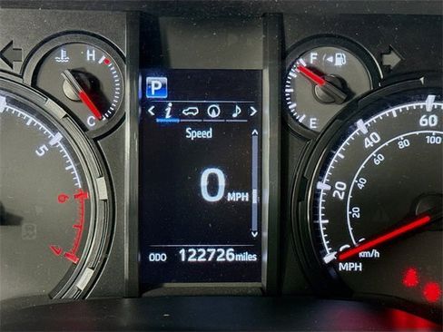 Certified 2022 Toyota 4Runner SR5 Premium image 12