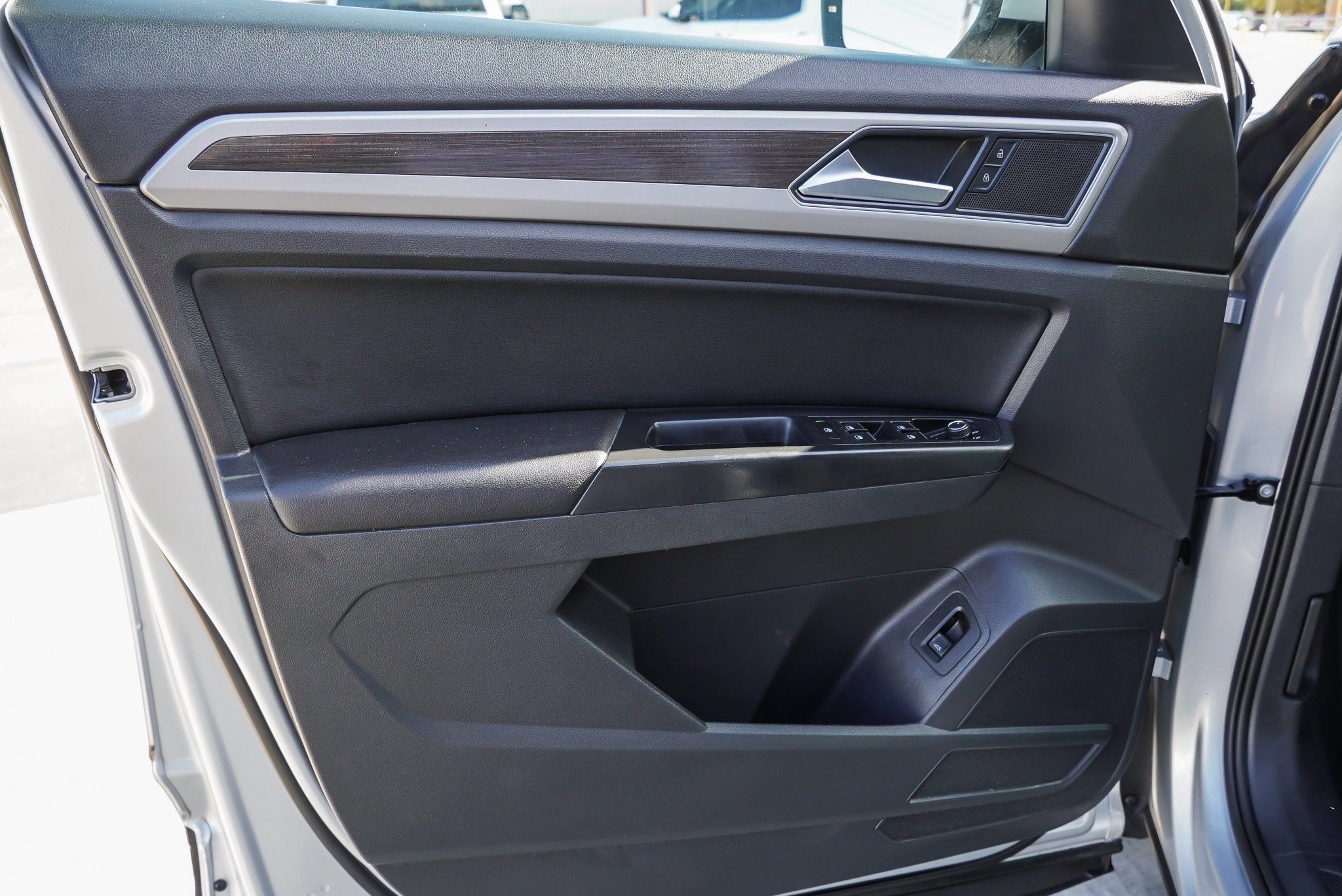 Used 2019 Volkswagen Atlas SE AWD/4WD image 23