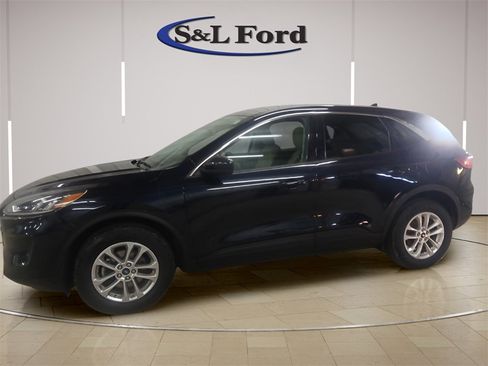 Certified 2021 Ford Escape SE w/ Convenience Package image 2