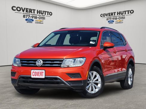 Used 2018 Volkswagen Tiguan SE FWD image 1
