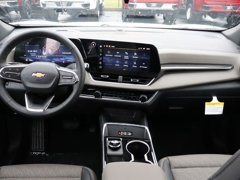 New 2026 Chevrolet Equinox LT image 21