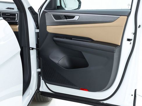 New 2026 Volkswagen Atlas Cross Sport SE image 32