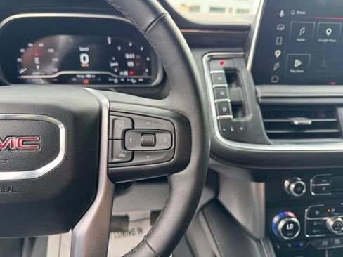 Used 2023 GMC Yukon XL SLT w/ SLT Luxury Package AWD/4WD image 38