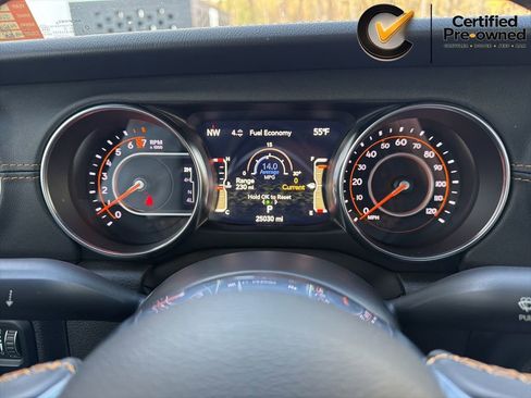 Certified 2022 Jeep Gladiator Overland AWD/4WD image 51