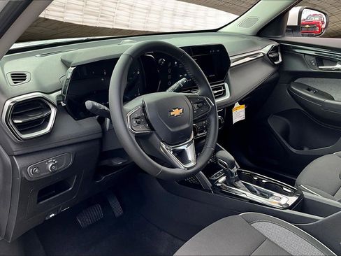 New 2026 Chevrolet TrailBlazer LT w/ LT Cold Weather Package image 7