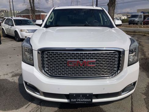 Used 2016 GMC Yukon Denali w/ Open Road Package image 11