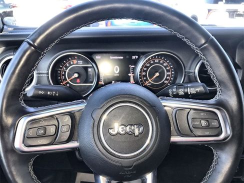 Used 2022 Jeep Wrangler Unlimited Sahara w/ LED Lighting Group image 14