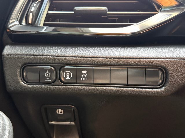 Certified 2024 Acura MDX FWD image 28