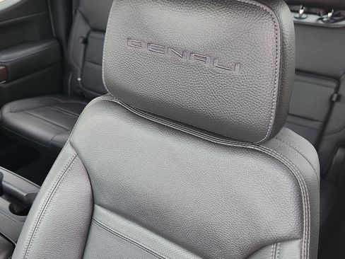 Used 2019 GMC Sierra 1500 Denali w/ Technology Package image 25