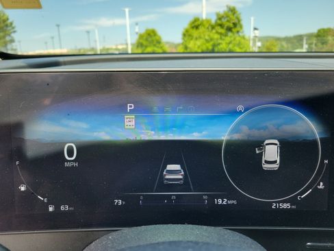 Used 2025 Kia Sportage SX FWD image 15